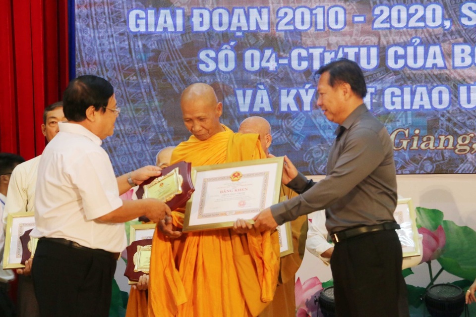 An Giang: Xây dựng nông thôn mới - Có điểm khởi đầu, không có điểm kết thúc! - 5 An Giang: Xây dựng nông thôn mới - Có điểm khởi đầu, không có điểm kết thúc! - 5