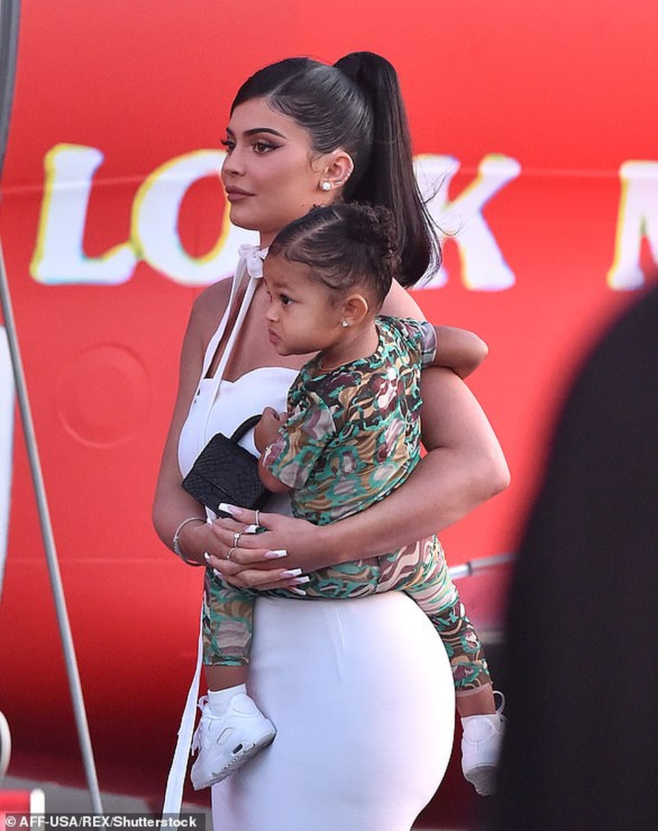 Rộ tin Kylie Jenner chia tay bạn trai - 3 Rộ tin Kylie Jenner chia tay bạn trai - 3