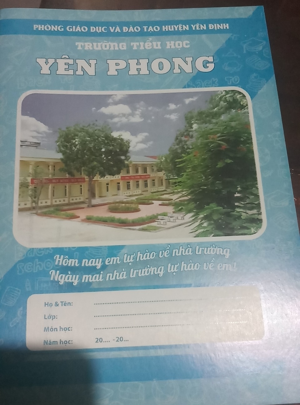 “Giật mình” với 30 khoản thu của một trường làng - 3
