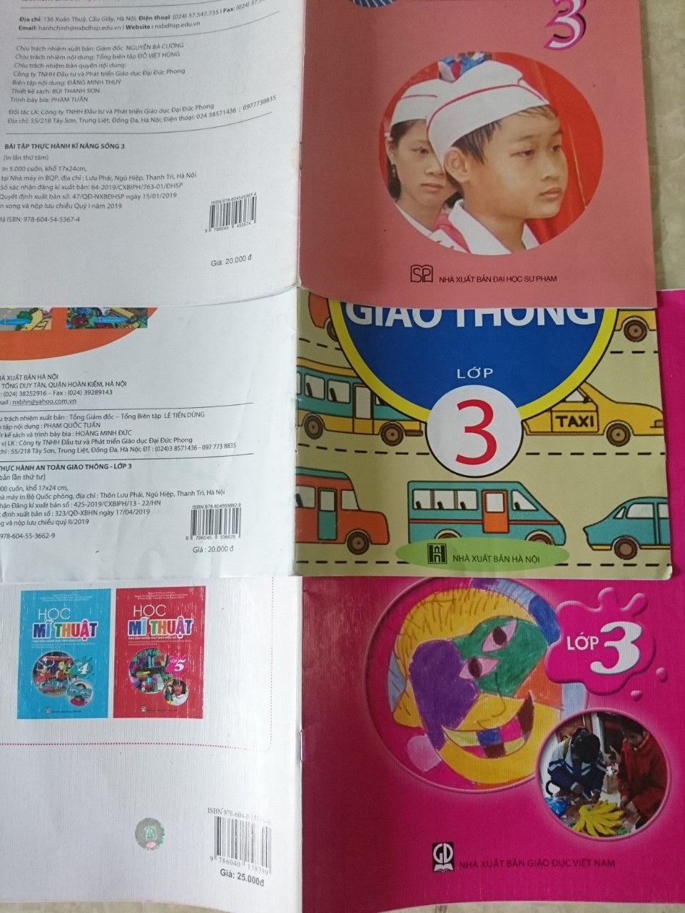 “Giật mình” với 30 khoản thu của một trường làng - 2