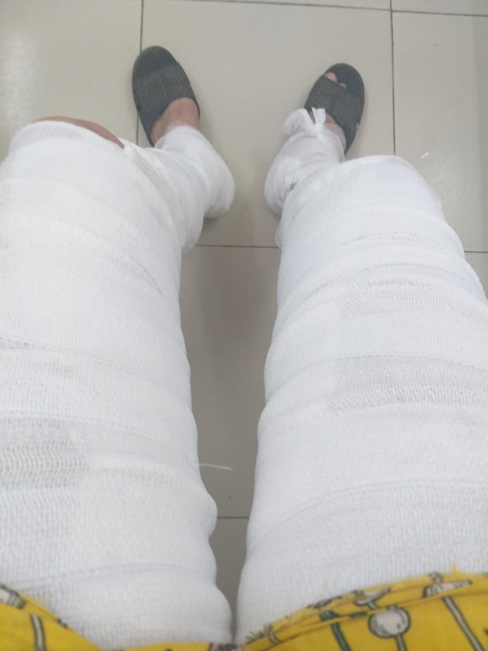 Vụ ném bom xăng: Đặt hàng từ nước ngoài thuê đánh ghen với giá 20 triệu đồng - 3 Vụ ném bom xăng: Đặt hàng từ nước ngoài thuê đánh ghen với giá 20 triệu đồng - 3