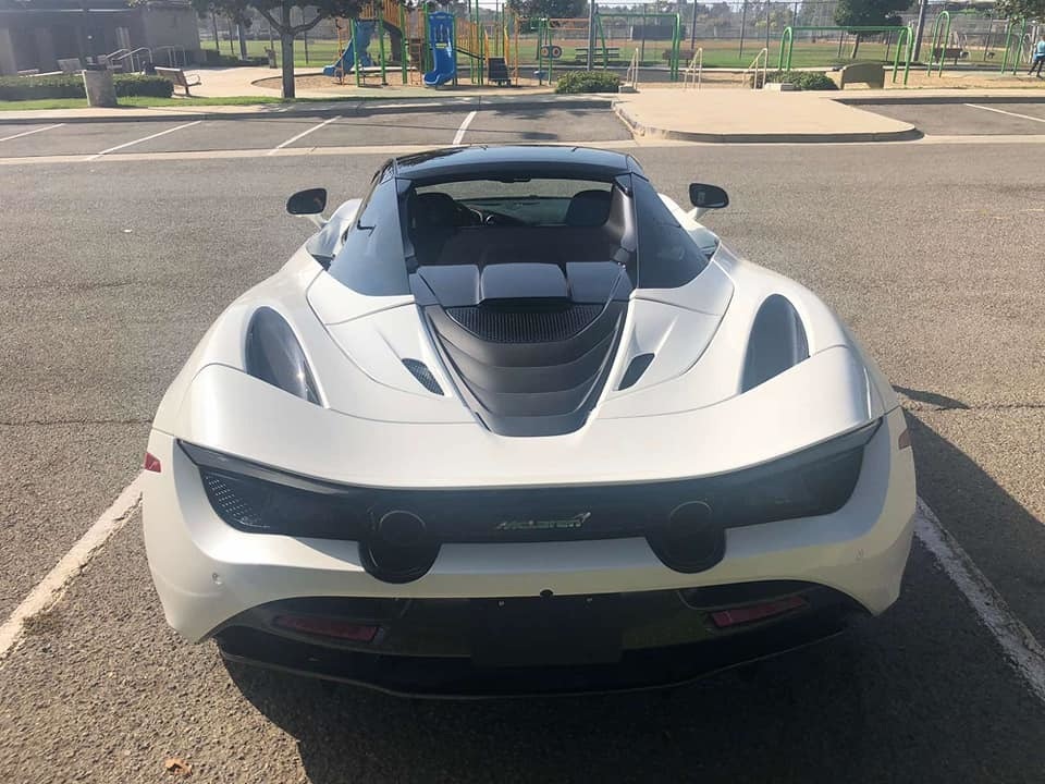 Đại gia Đà Nẵng tậu siêu xe McLaren 720S cao cấp nhất giá 27 tỷ - 4 Đại gia Đà Nẵng tậu siêu xe McLaren 720S cao cấp nhất giá 27 tỷ - 4