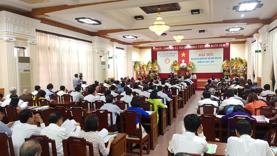 Ông Nguyễn Văn Mễ tiếp tục giữ chức Chủ tịch Hội Khuyến học tỉnh Thừa Thiên Huế - 2 Ông Nguyễn Văn Mễ tiếp tục giữ chức Chủ tịch Hội Khuyến học tỉnh Thừa Thiên Huế - 2