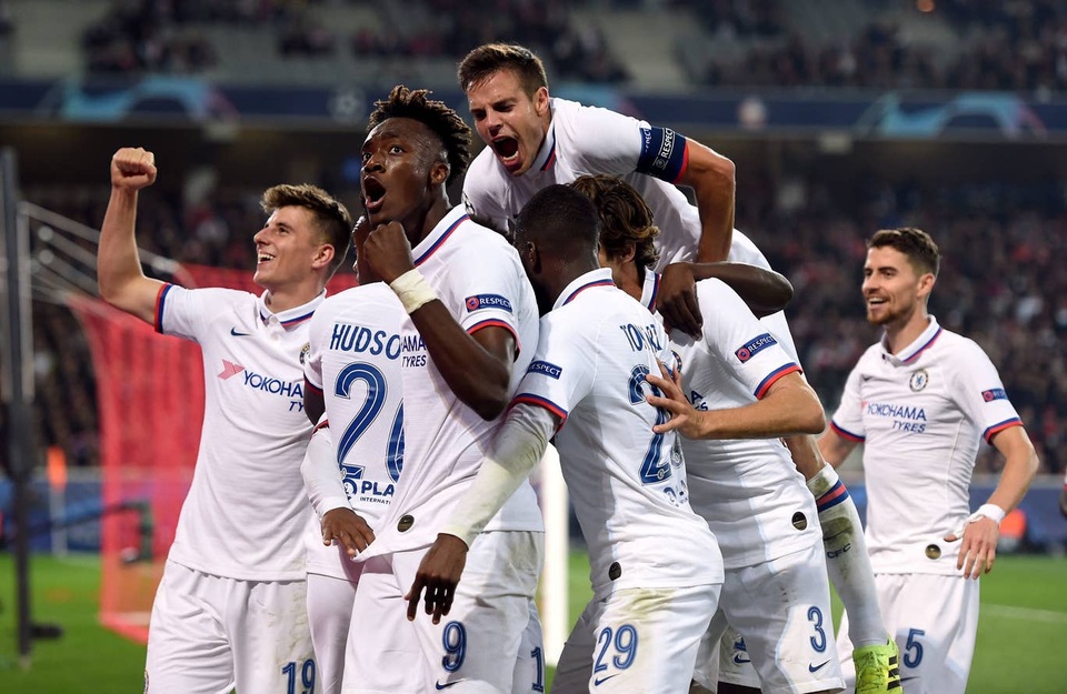 Những khoảnh khắc trong chiến thắng đầu tiên của Lampard tại Champions League - 14 Những khoảnh khắc trong chiến thắng đầu tiên của Lampard tại Champions League - 14