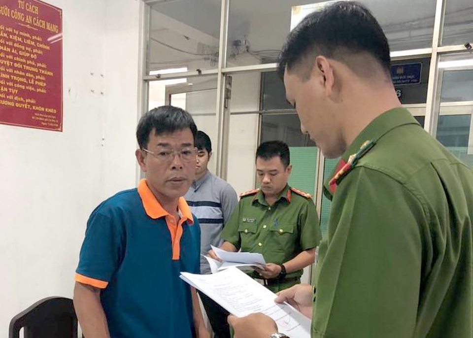 Khám xét văn phòng làm việc của thẩm phán Nguyễn Hải Nam - 2 Khám xét văn phòng làm việc của thẩm phán Nguyễn Hải Nam - 2