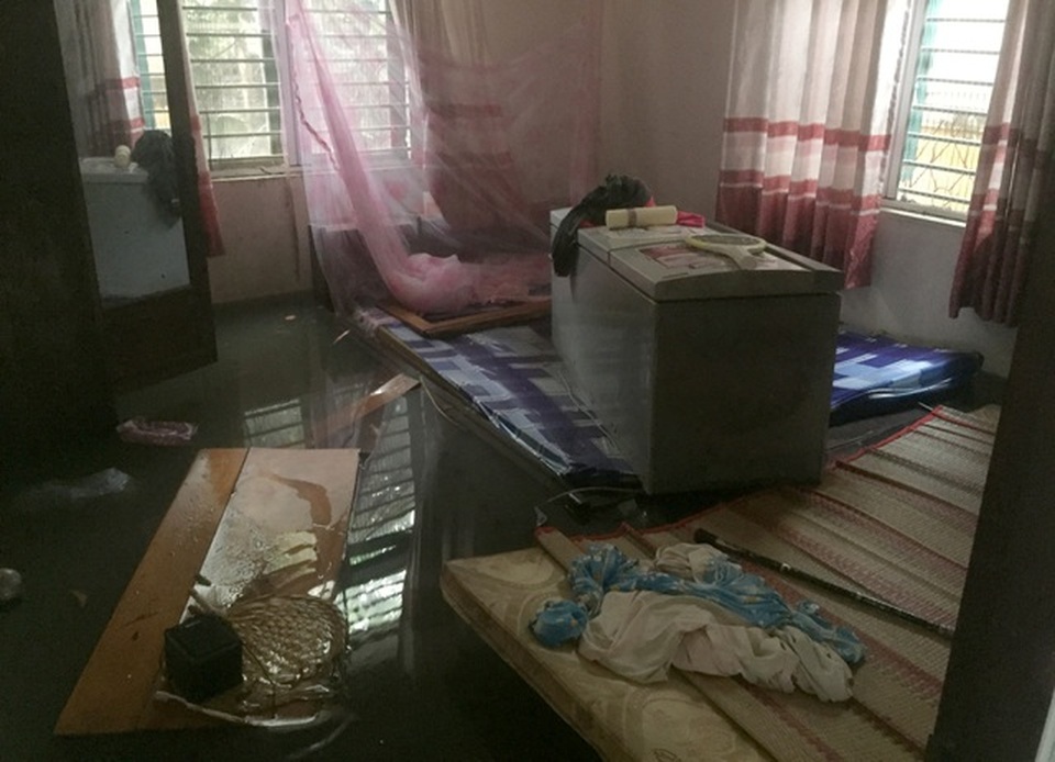 Rung chấn khi ép cọc đã làm sập tường bao, gây ngập nặng ở TPHCM - 6 Rung chấn khi ép cọc đã làm sập tường bao, gây ngập nặng ở TPHCM - 6