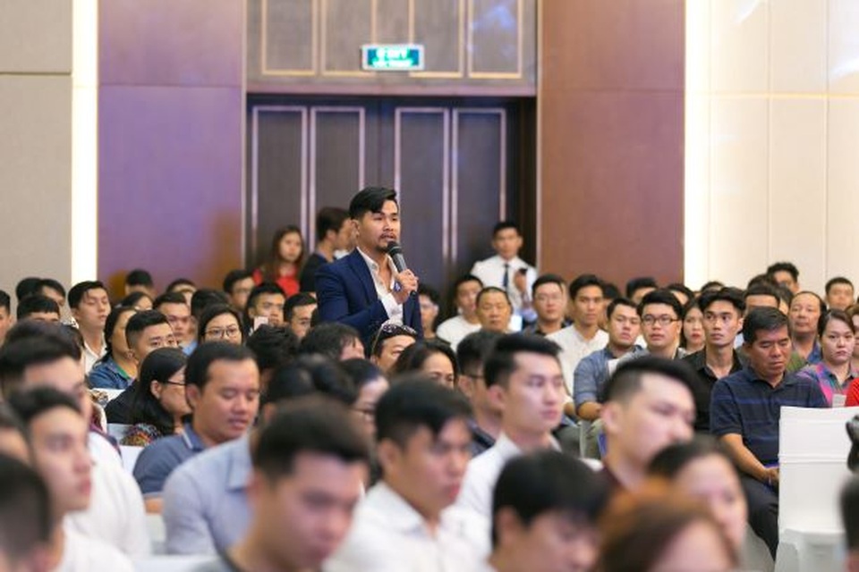Giới trẻ Việt khắp thế giới đổ về Việt Nam học phi công - 4 Giới trẻ Việt khắp thế giới đổ về Việt Nam học phi công - 4