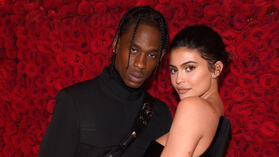 Kylie Jenner: Tôi và Travis Scott giờ là bạn - 1