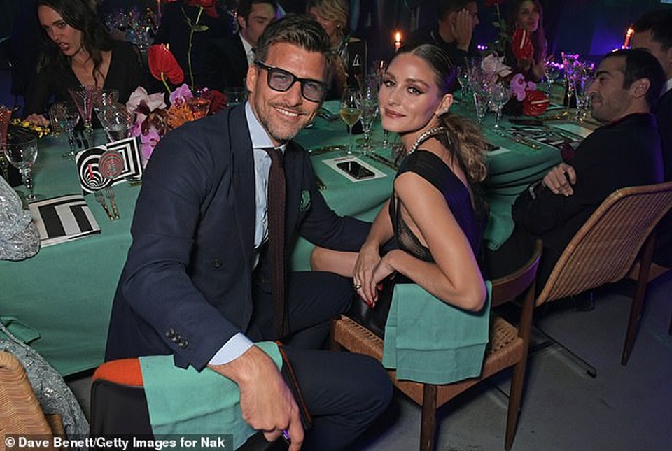 Abbey Clancy gây choáng với dáng siêu thanh mảnh sau khi sinh con thứ 4 - 10 Abbey Clancy gây choáng với dáng siêu thanh mảnh sau khi sinh con thứ 4 - 10