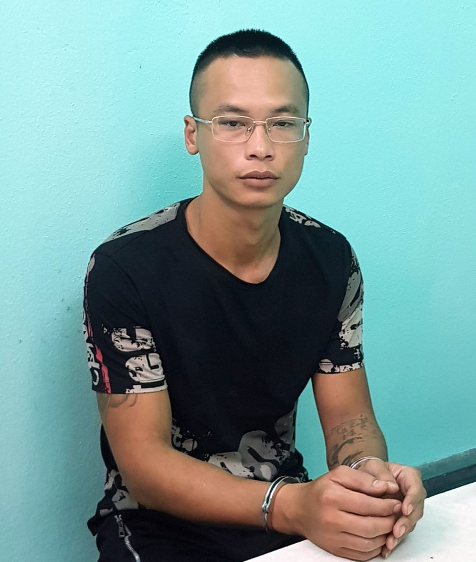 Nghi án nam thanh niên dùng dao chém bố mẹ đẻ và vợ bị thương - 1 Nghi án nam thanh niên dùng dao chém bố mẹ đẻ và vợ bị thương - 1