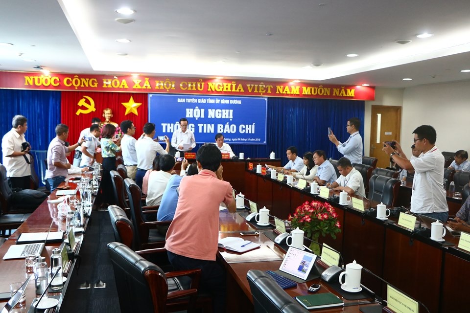Bình Dương chính thức thông tin vụ lùm xùm chuyển nhượng 43ha “đất vàng - 1 Bình Dương chính thức thông tin vụ lùm xùm chuyển nhượng 43ha “đất vàng - 1