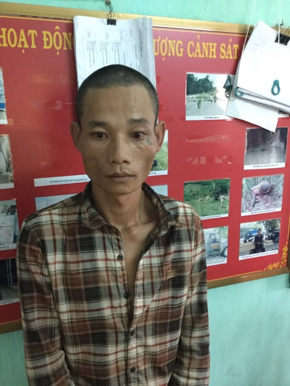 Vụ xe gỗ lậu tông CSGT: Thay đổi tội danh sang “giết người” - 2 Vụ xe gỗ lậu tông CSGT: Thay đổi tội danh sang “giết người” - 2