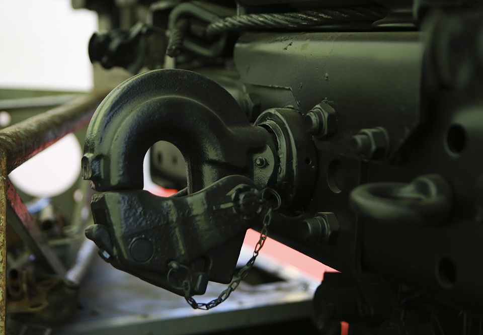 Tận mắt mẫu xe chuyên chở thiết giáp, tên lửa hiện đại hàng đầu ở Hà Nội - 10