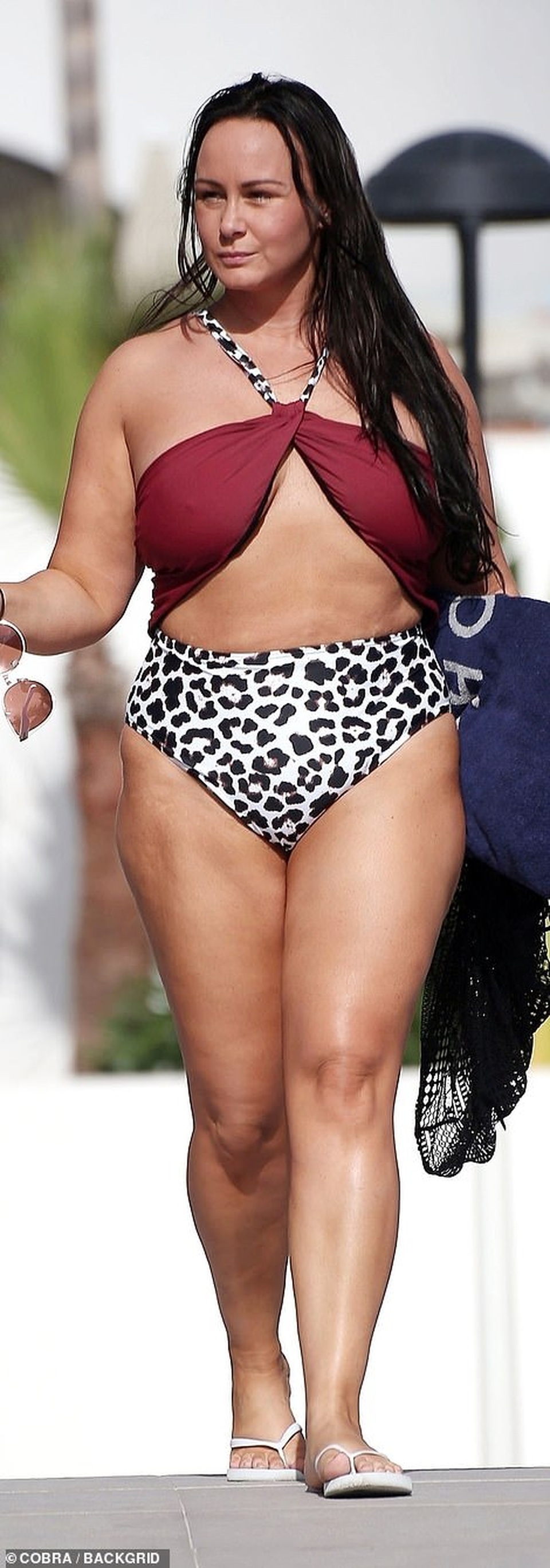 Giảm 19 kg, Chanelle Hayes tự tin diện áo tắm - 6 Giảm 19 kg, Chanelle Hayes tự tin diện áo tắm - 6