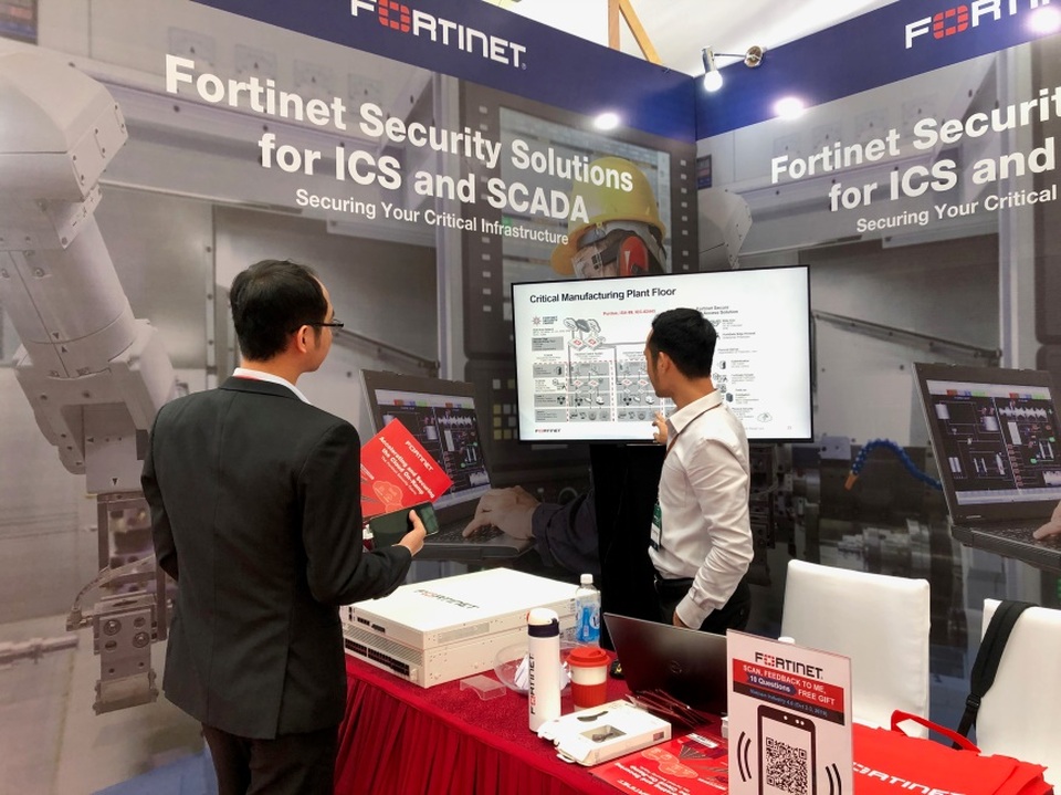 Fortinet tham gia Diễn đàn cấp cao và Triển lãm quốc tế về công nghiệp 4.0 tại Hà Nội - 1 Fortinet tham gia Diễn đàn cấp cao và Triển lãm quốc tế về công nghiệp 4.0 tại Hà Nội - 1