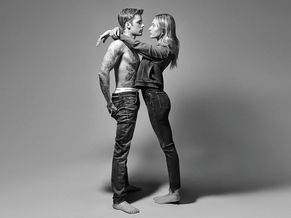 Sau đám cưới triệu đô, vợ chồng Justin Bieber tung MV “tình bể tình” - 1 Sau đám cưới triệu đô, vợ chồng Justin Bieber tung MV “tình bể tình” - 1