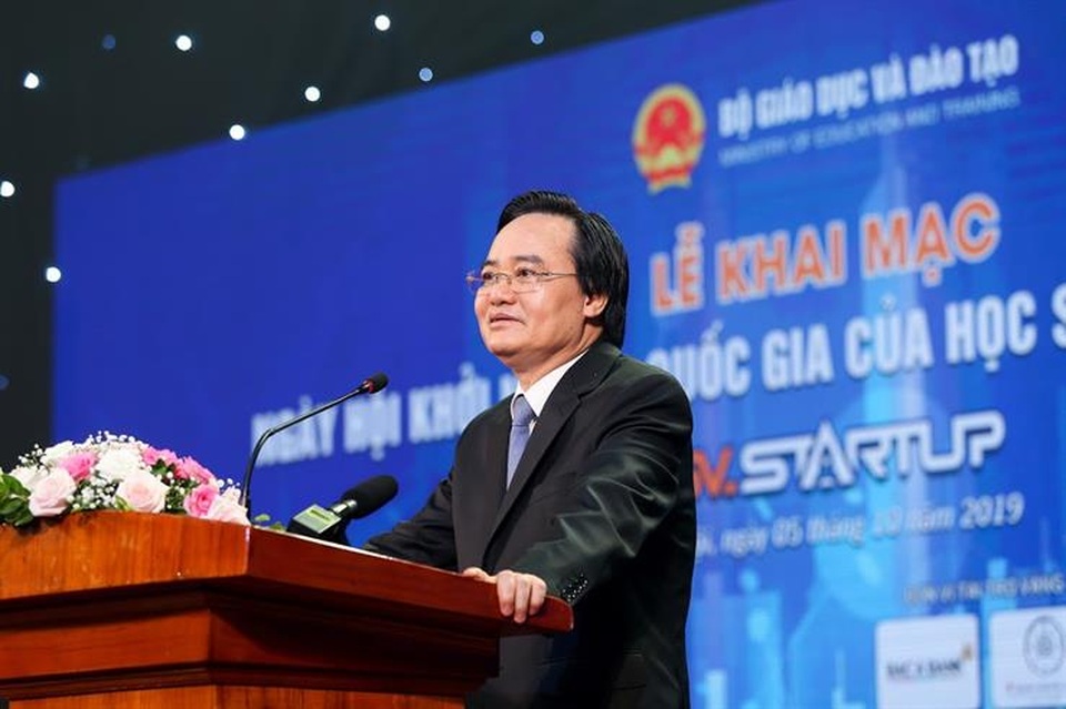 Phó Thủ tướng Vũ Đức Đam: Hỗ trợ sinh viên khởi nghiệp không phải để tạo ra các tỷ phú - 4 Phó Thủ tướng Vũ Đức Đam: Hỗ trợ sinh viên khởi nghiệp không phải để tạo ra các tỷ phú - 4