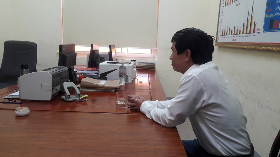 Phạt 2,5 triệu đồng, tước bằng lái của tài xế xe Lexus ngáng đường xe cứu hỏa - 2