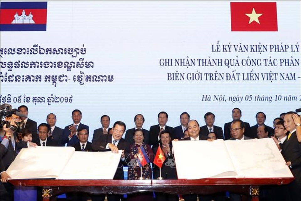 Bước tiến mới trong giải quyết hòa bình đường biên giới lãnh thổ Việt Nam - Campuchia - 3 Bước tiến mới trong giải quyết hòa bình đường biên giới lãnh thổ Việt Nam - Campuchia - 3