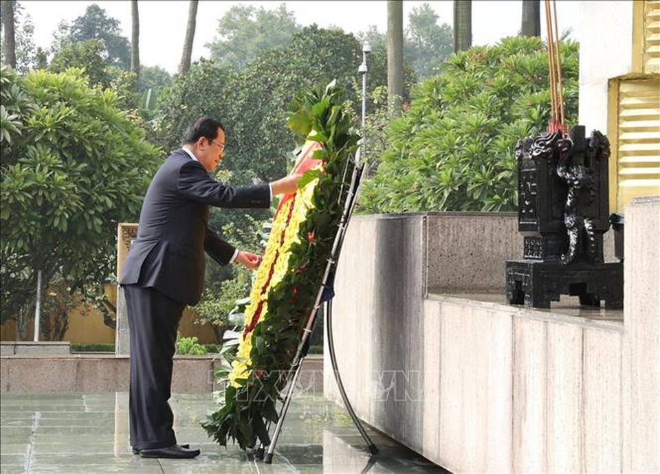 Tuyên bố chung giữa Cộng hòa xã hội chủ nghĩa Việt Nam và Vương quốc Campuchia - 1 Tuyên bố chung giữa Cộng hòa xã hội chủ nghĩa Việt Nam và Vương quốc Campuchia - 1