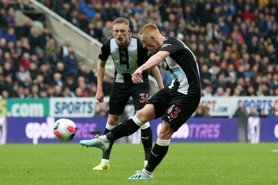 Newcastle 1-0 Man Utd: Quỷ đỏ nối dài sự thất vọng - 8 Newcastle 1-0 Man Utd: Quỷ đỏ nối dài sự thất vọng - 8
