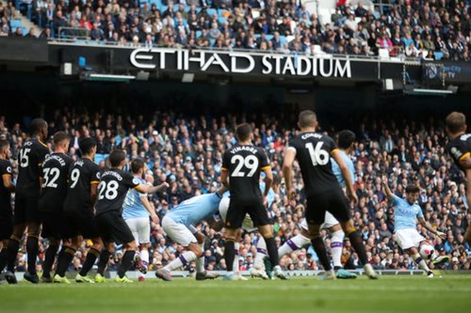 Man City 0-2 Wolves: Cú đúp của Traore - 13 Man City 0-2 Wolves: Cú đúp của Traore - 13
