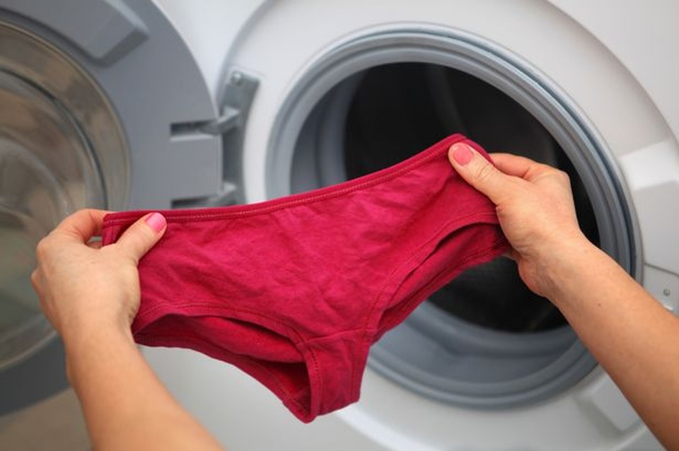 Bạn có đang giặt đồ lót sai cách? - 1 Bạn có đang giặt đồ lót sai cách? - 1