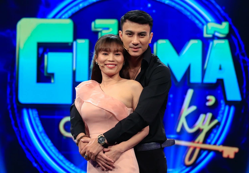 Ngọt đắng những cuộc hôn nhân trong showbiz - 4 Ngọt đắng những cuộc hôn nhân trong showbiz - 4