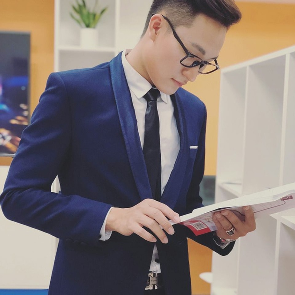 Đọ vẻ điển trai dàn hot boy nổi bật tháng 9 - 6