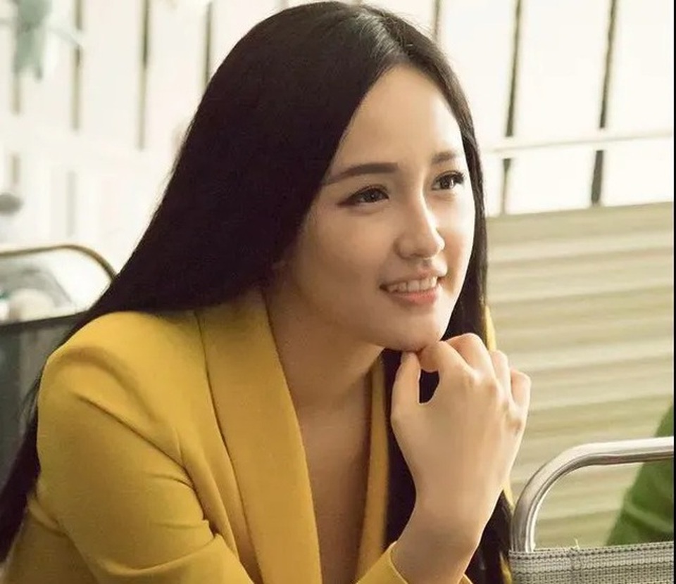 Hoa hậu đại gia lại giàu to vì cổ phiếu - 3 Hoa hậu đại gia lại giàu to vì cổ phiếu - 3