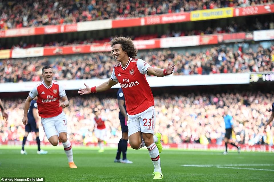 Luiz lập công, Arsenal thắng nhẹ Bournemouth - 2 Luiz lập công, Arsenal thắng nhẹ Bournemouth - 2