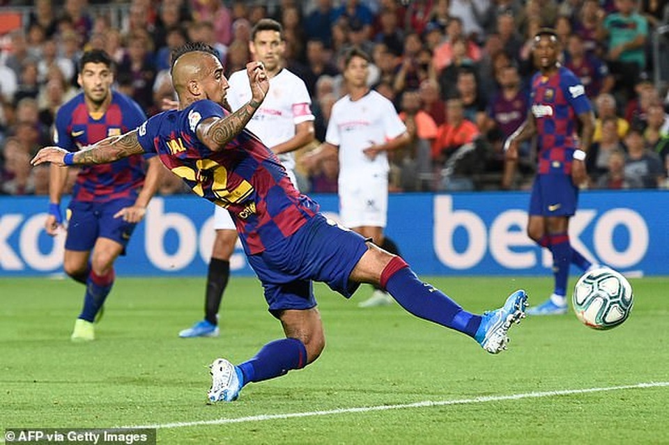 Messi và Luis Suarez rực sáng, Barcelona thắng đậm Sevilla - 5 Messi và Luis Suarez rực sáng, Barcelona thắng đậm Sevilla - 5