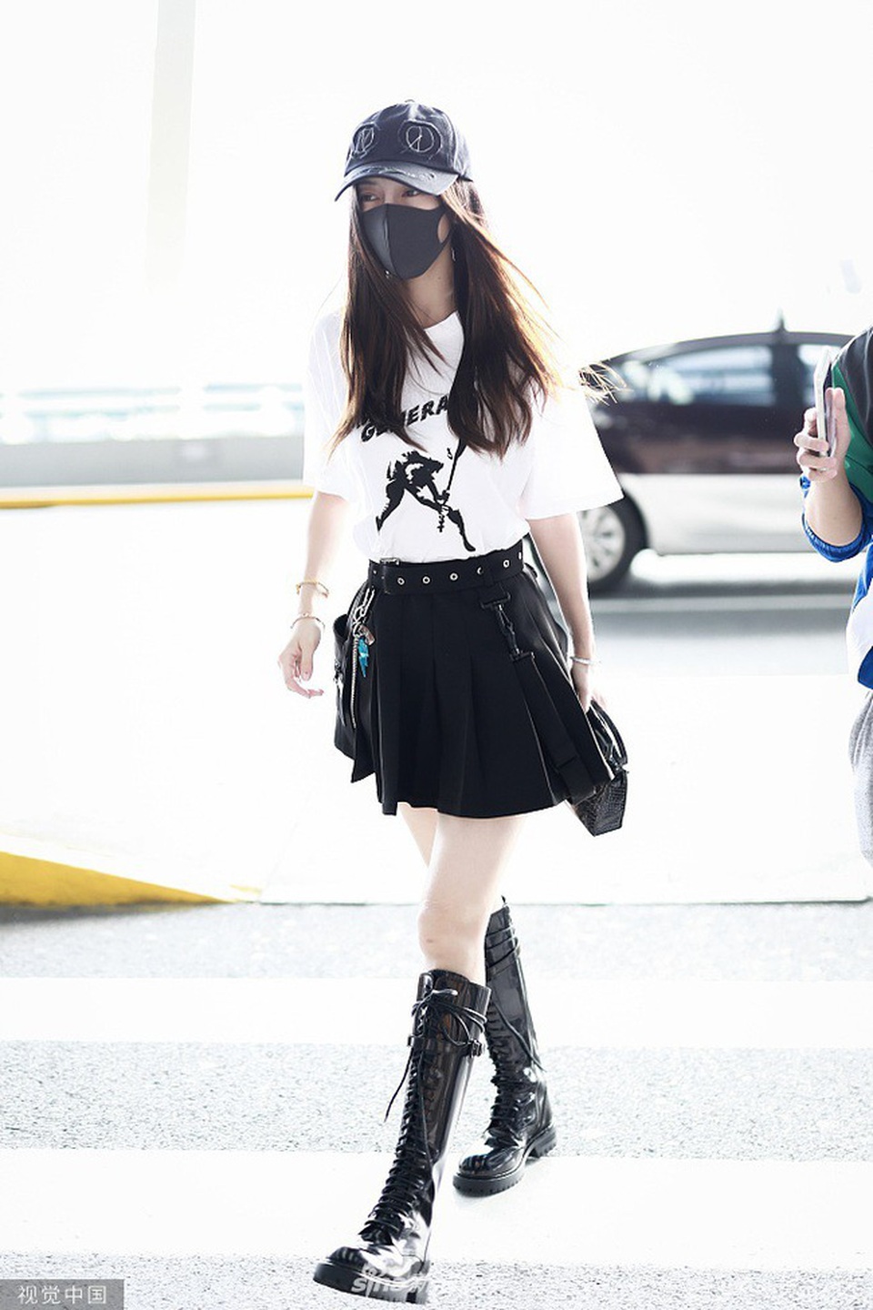 Angelababy đẹp xuất sắc trên thảm đỏ LHP Busan - 14