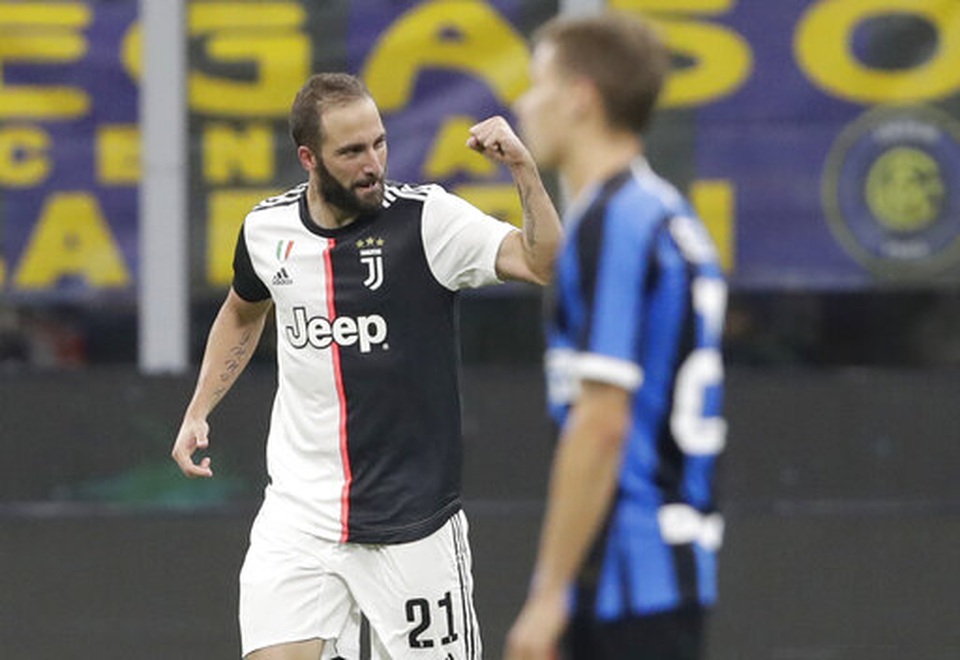 Higuain sắm vai người hùng, Juventus xuất sắc hạ gục Inter - 1 Higuain sắm vai người hùng, Juventus xuất sắc hạ gục Inter - 1