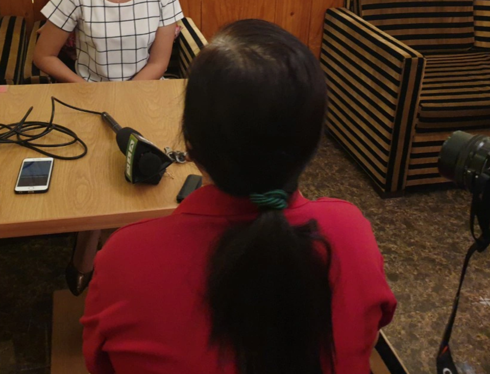 TP.HCM: Buộc thôi việc cô giáo đánh, kéo tai học trò trong clip bị quay lén - 2 TP.HCM: Buộc thôi việc cô giáo đánh, kéo tai học trò trong clip bị quay lén - 2