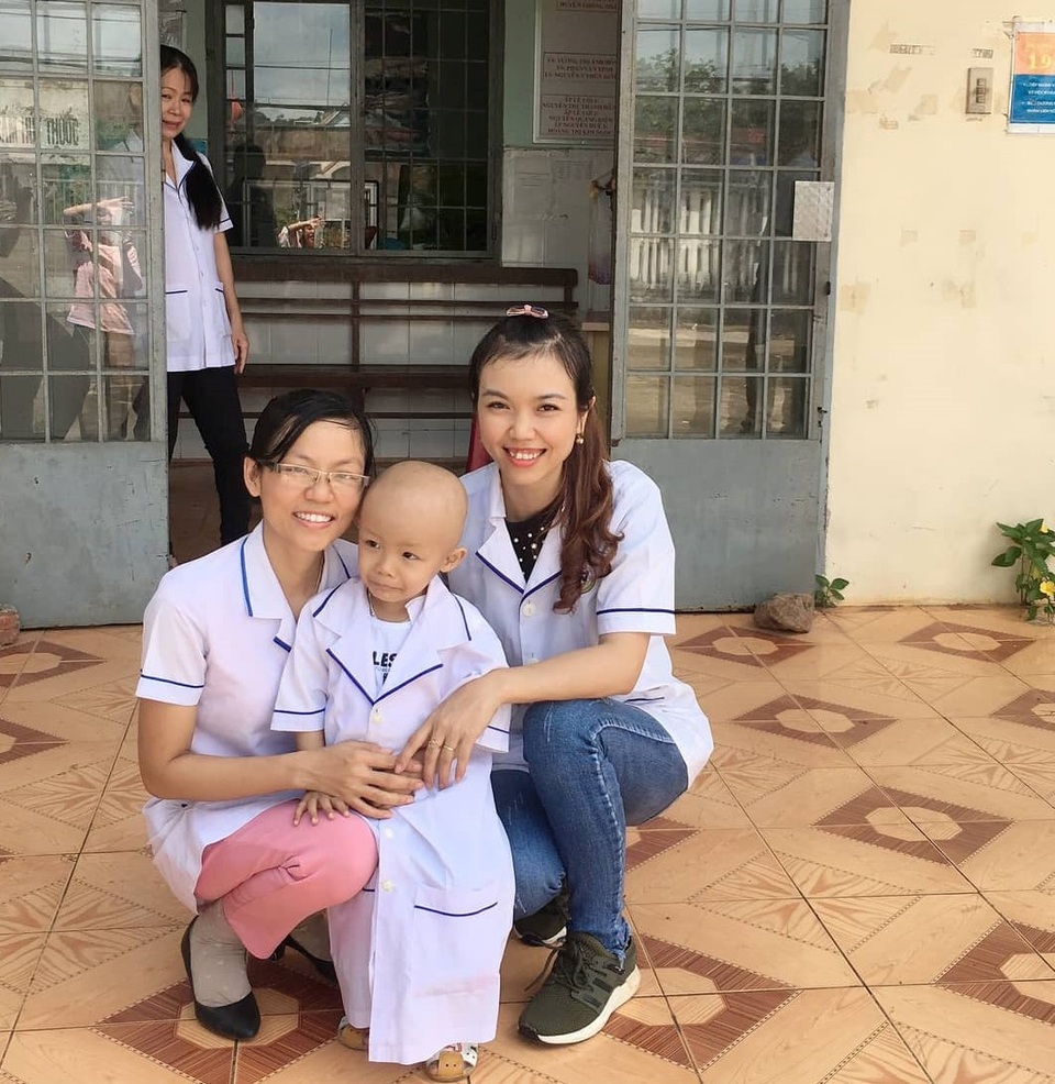 Xin cứu lấy đứa con cầu của nữ hộ sinh nghèo - 5 Xin cứu lấy đứa con cầu của nữ hộ sinh nghèo - 5