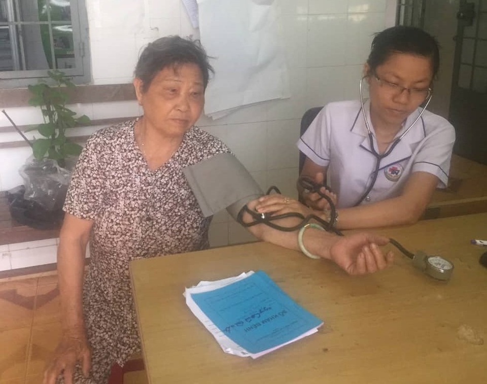 Xin cứu lấy đứa con cầu của nữ hộ sinh nghèo - 2 Xin cứu lấy đứa con cầu của nữ hộ sinh nghèo - 2