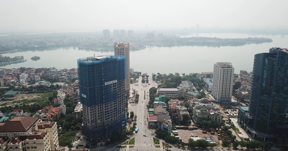 Cận cảnh tòa căn hộ mới bàn giao tại Tây Hồ Tây - 1 Cận cảnh tòa căn hộ mới bàn giao tại Tây Hồ Tây - 1