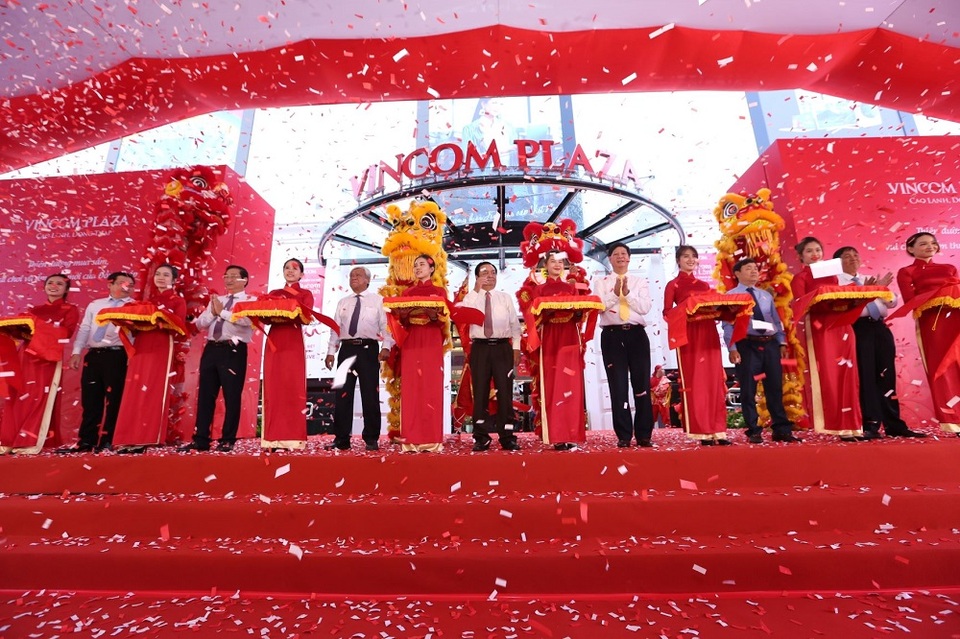 Vincom Plaza Cao Lãnh – “Điểm hẹn niềm vui mới” của người dân Đồng Tháp - 1 Vincom Plaza Cao Lãnh – “Điểm hẹn niềm vui mới” của người dân Đồng Tháp - 1