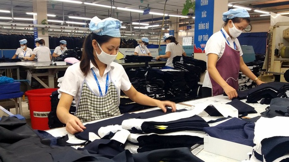 Nóng: Đề xuất mới của Tổng LĐLĐ VN về tuổi hưu, tiền lương và giờ làm thêm - 1 Nóng: Đề xuất mới của Tổng LĐLĐ VN về tuổi hưu, tiền lương và giờ làm thêm - 1