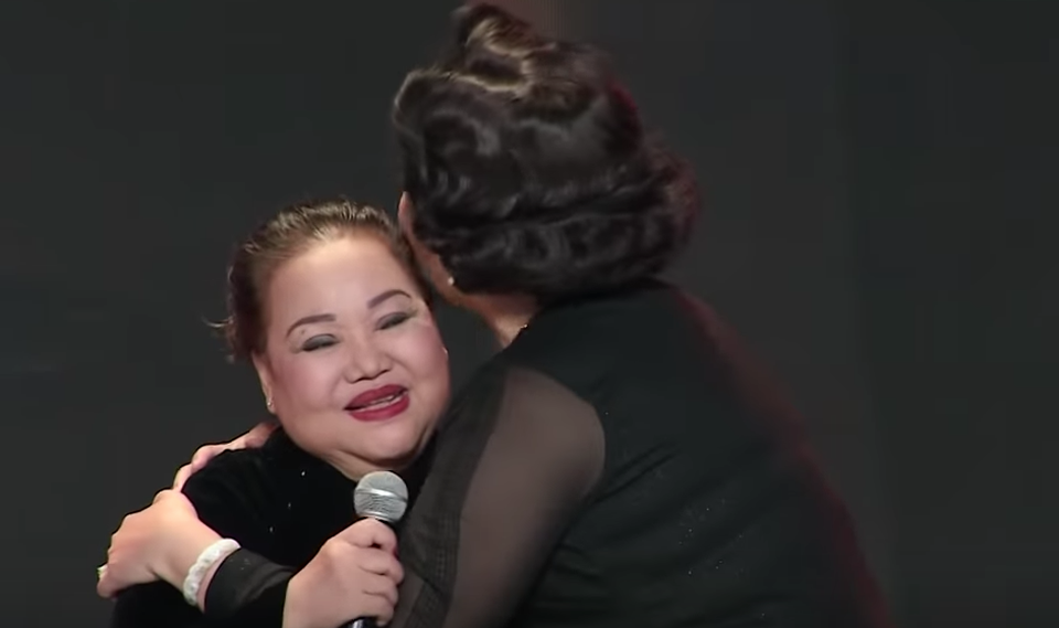 NSND Ngọc Giàu: “Tôi phải giấu chuyện chạy show vì sợ người ta cười” - 6 NSND Ngọc Giàu: “Tôi phải giấu chuyện chạy show vì sợ người ta cười” - 6