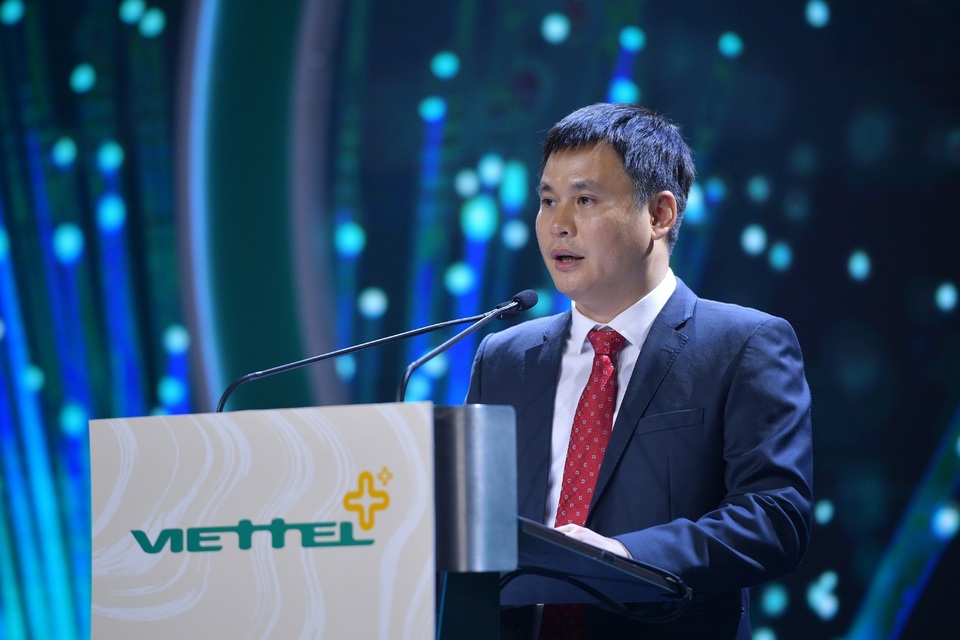 Những cột mốc đáng nhớ của Viettel Telecom sau 15 năm làm thay đổi ngành viễn thông Việt Nam - 4 Những cột mốc đáng nhớ của Viettel Telecom sau 15 năm làm thay đổi ngành viễn thông Việt Nam - 4