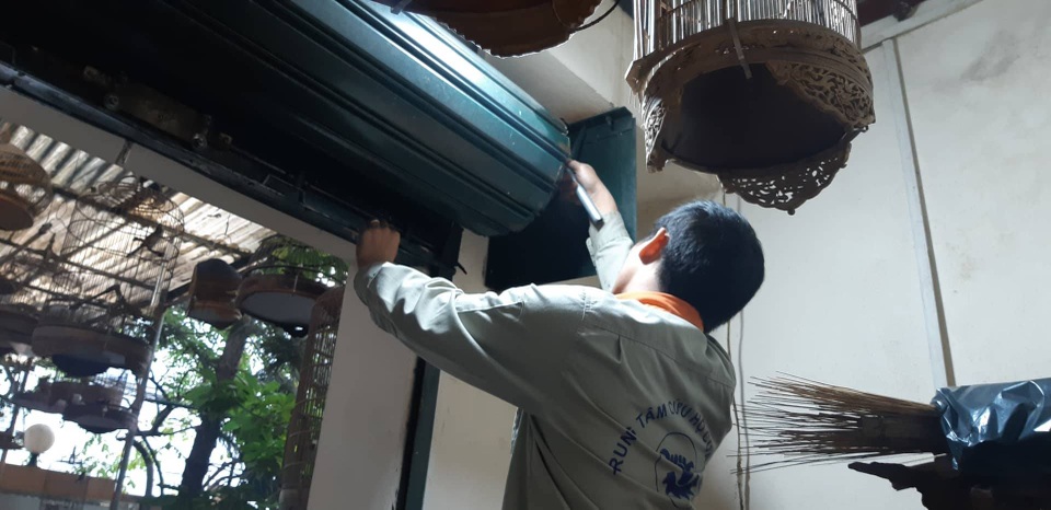 Hướng dẫn cách sửa nhanh những lỗi thường gặp ở cửa cuốn - 1 Hướng dẫn cách sửa nhanh những lỗi thường gặp ở cửa cuốn - 1