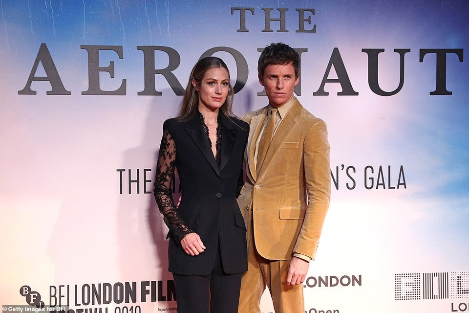 Cô gái Đan Mạch Eddie Redmayne thân thiết bên đồng nghiệp xinh đẹp - 9 Cô gái Đan Mạch Eddie Redmayne thân thiết bên đồng nghiệp xinh đẹp - 9
