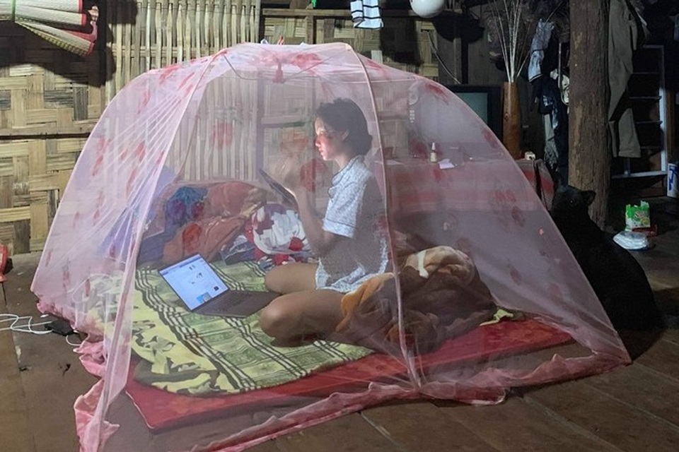 Xúc động với cuộc sống giản dị của Hoa hậu HHen Niê ở quê nhà - 12 Xúc động với cuộc sống giản dị của Hoa hậu HHen Niê ở quê nhà - 12