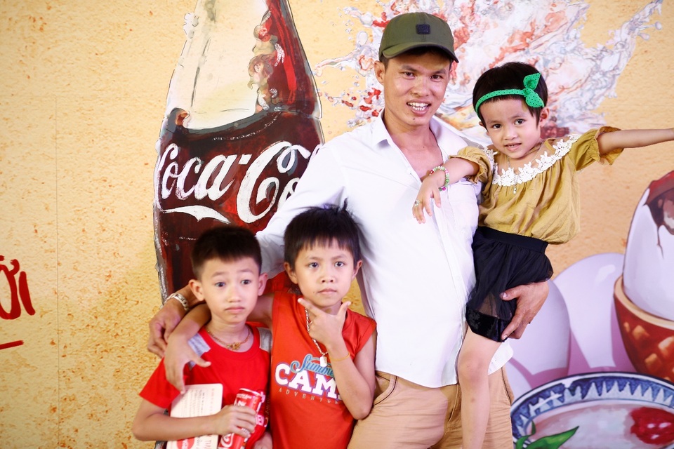 Lễ hội Ẩm thực Coca-Cola thu hút giới trẻ tại Vinh - 9 Lễ hội Ẩm thực Coca-Cola thu hút giới trẻ tại Vinh - 9