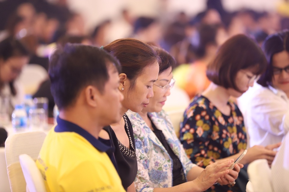 Trực tiếp hội thảo khoa học: “Giải pháp tăng cường hiệu quả điều trị bệnh lý đường hô hấp ở trẻ nhỏ khi giao mùa” - 3 Trực tiếp hội thảo khoa học: “Giải pháp tăng cường hiệu quả điều trị bệnh lý đường hô hấp ở trẻ nhỏ khi giao mùa” - 3