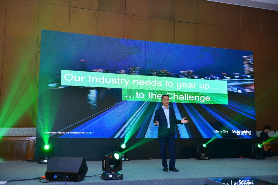 Máy cắt không khí thế hệ mới Masterpact MTZ - Phương thức mới trong phân phối điện - 2