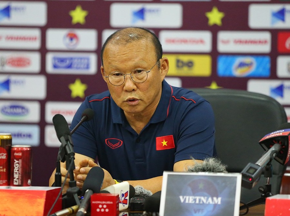 HLV Park Hang Seo: Malaysia đã mạnh hơn nhiều so với AFF Cup 2018 - 2 HLV Park Hang Seo: Malaysia đã mạnh hơn nhiều so với AFF Cup 2018 - 2