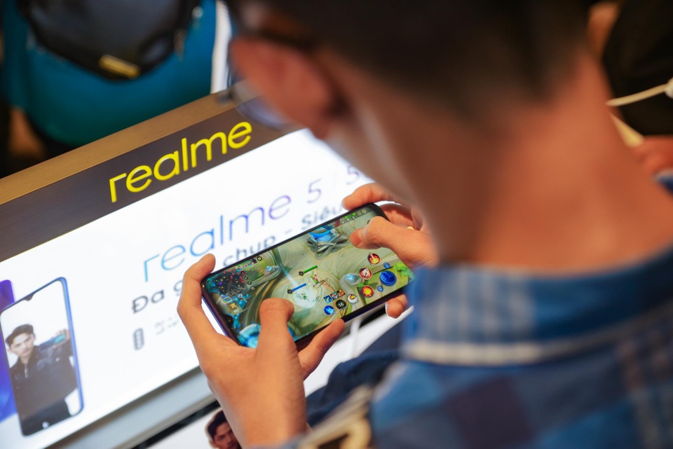 Lý giải tại sao người dùng fan yêu thích điện thoại Realme - 6 Lý giải tại sao người dùng fan yêu thích điện thoại Realme - 6